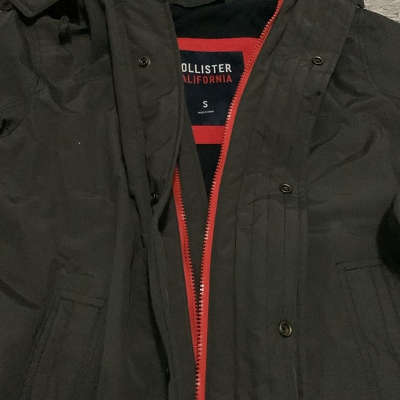 EUC! Hollister jacket with fleece inside. - Picture 6 of 11